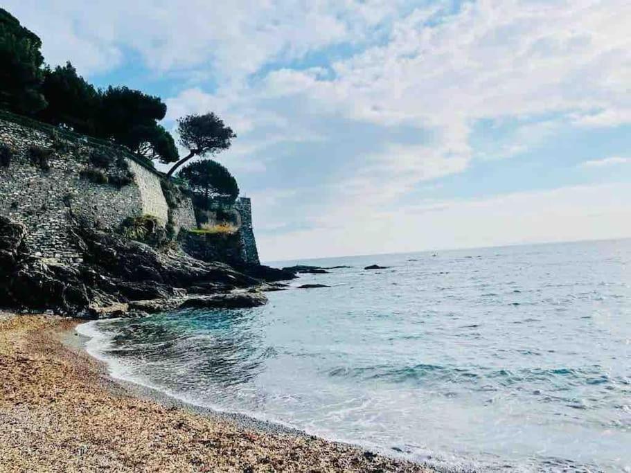 Nervi Residenziale A Due Passi Dal Mare Apartment Genoa Bagian luar foto